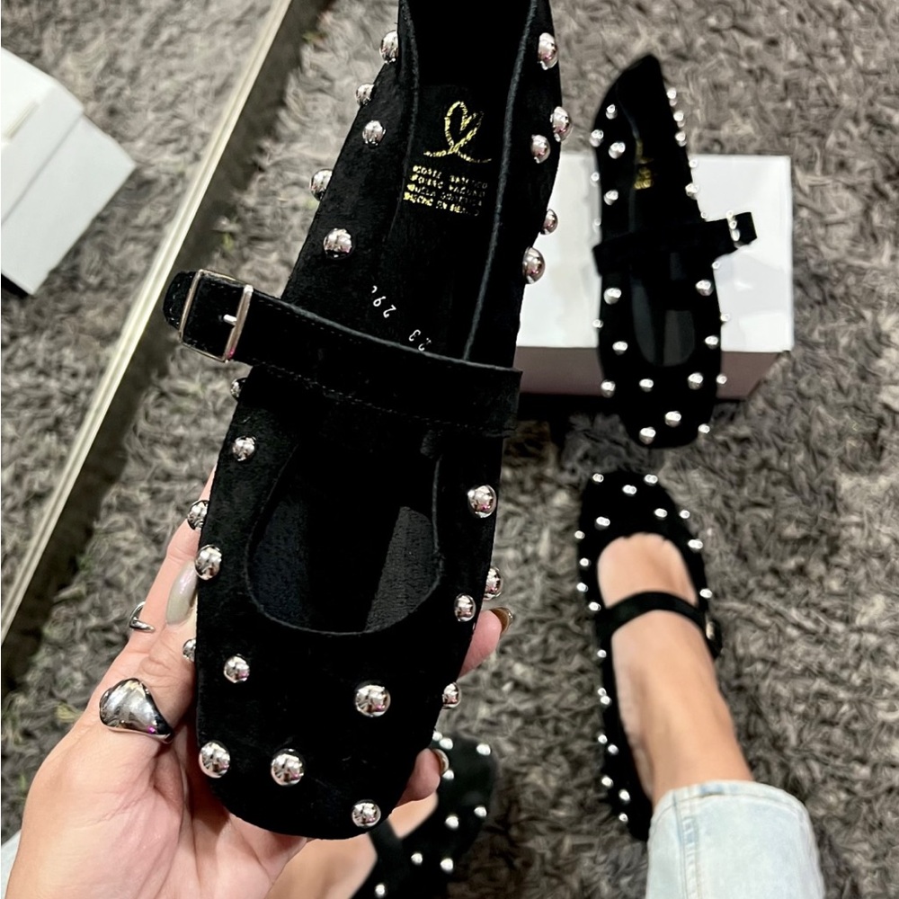 Black Studded Women's Shoes